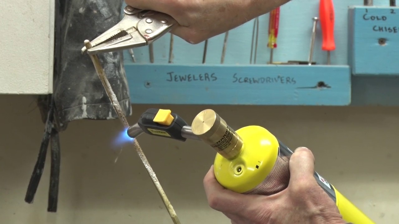 Using Heat to Bend Brass Rod