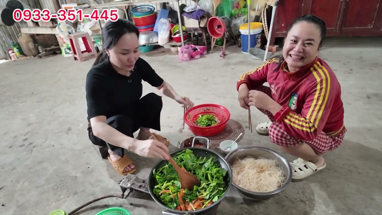 Ut Mini Trao Giải Thưởng Cho Bé 6. Chị Chồng Dậy Em Dâu Nấu Ăn. 