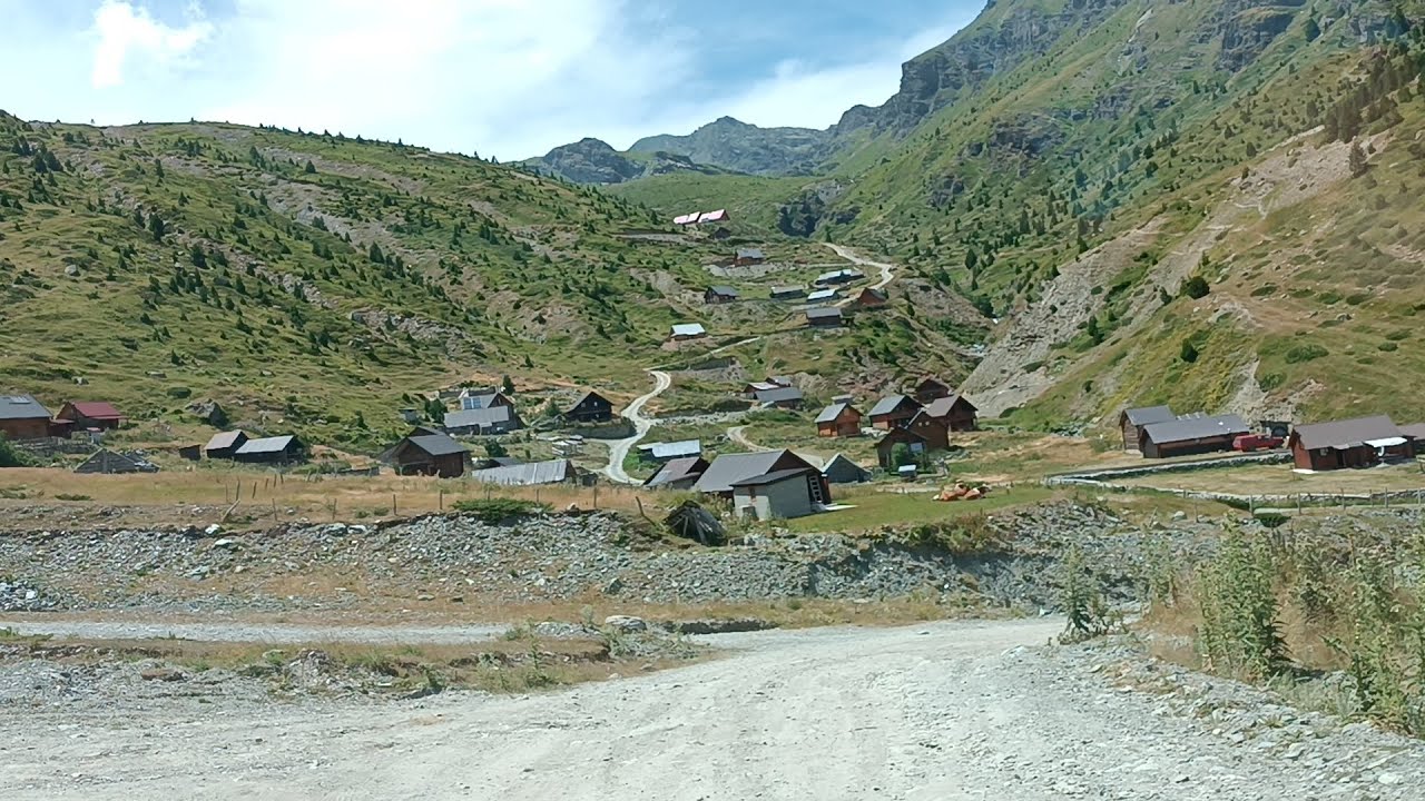 The road from Junik to Gjeravica 🏔️