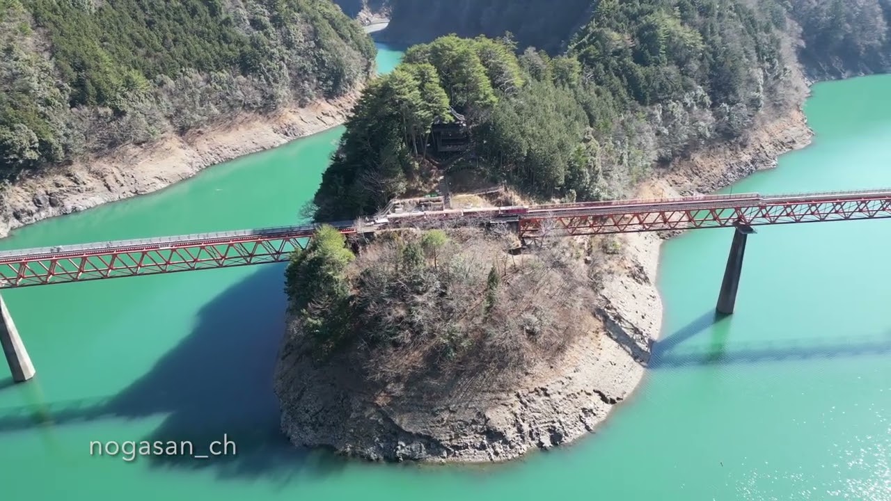 奥大井湖上駅 I took an aerial picture of Oku-Oikojo Station @nogasan_ch