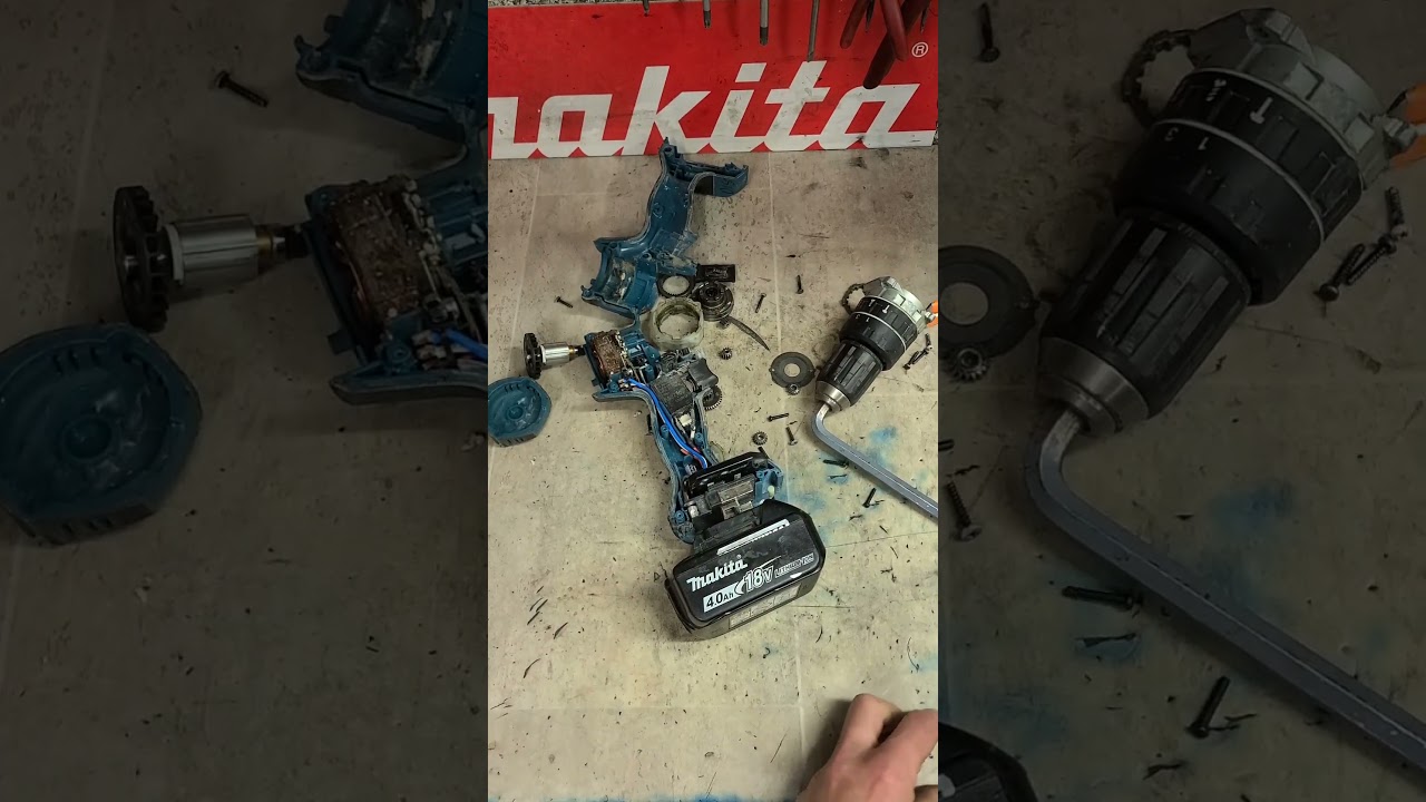 Power tools repairs, how to open a Makita drill. #smashed #hit #hammer #drill #repair #asmr #insides