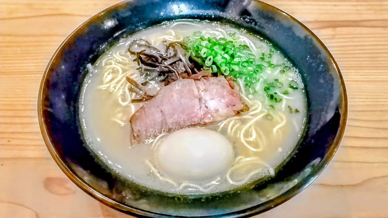 新店✨4月12日にオープンした館山市北条にある黒潮拉麺の2号店「豚骨黒潮」（1年間限定）に行って来ました‼️【豚骨ラーメン】メチャメチャ美味しかったです✨