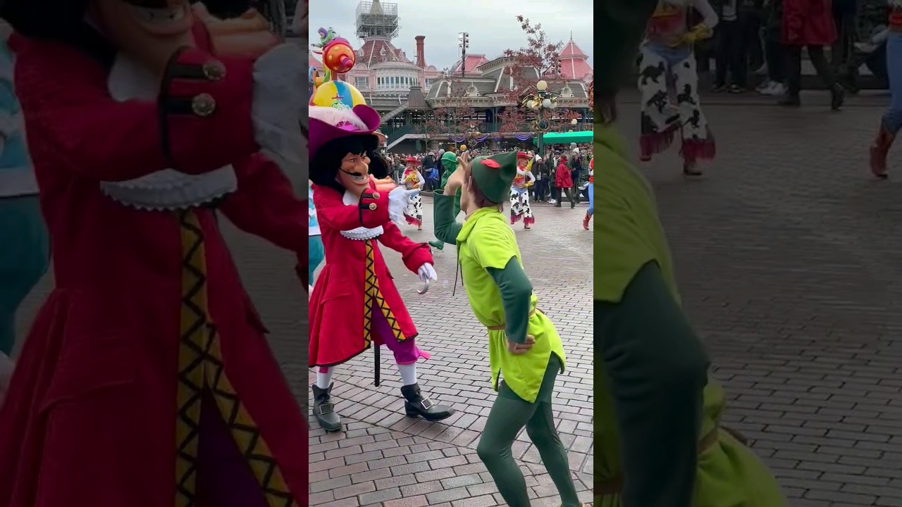 Capitaine Crochet attaque Wendy & Peter Pan durant la parade- Disneyland Paris 