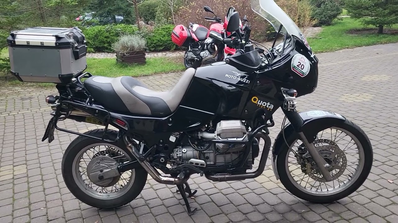 Moto Guzzi Quota 1100 ES.