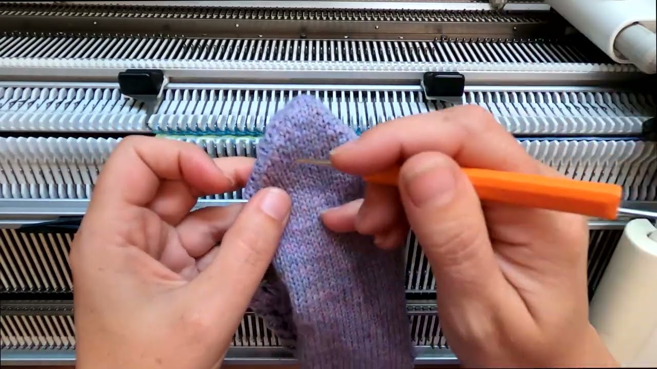 Heel Flap Socks - Part 3 - Heel - Passap e6000/DM80/Pinky