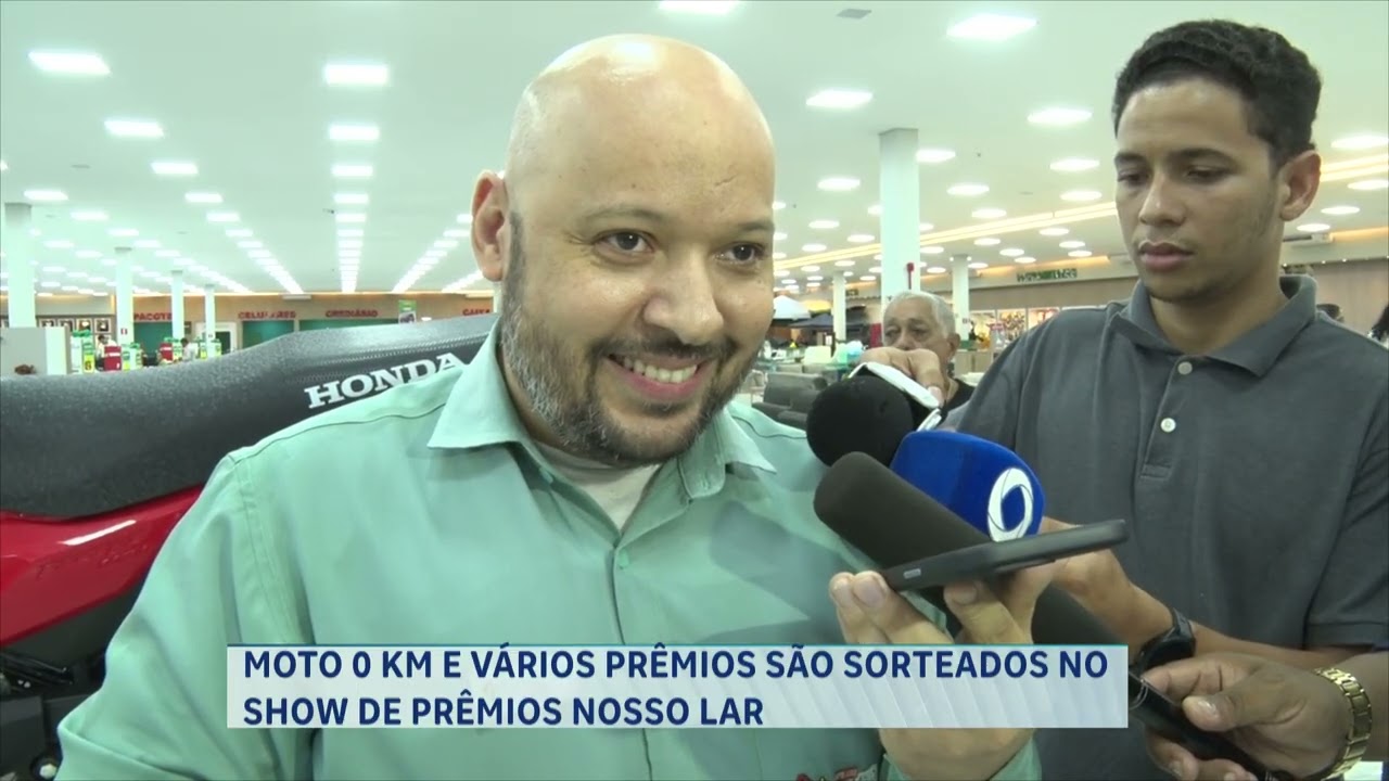 MOTO 0 KM E VÁRIOS PRÊMIOS SÃO SORTEADOS NO SHOW DE PRÊMIOS NOSSO LAR