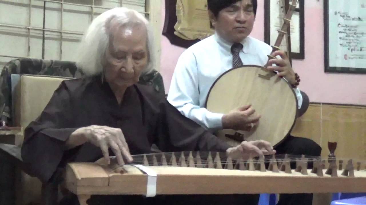 Nghệ Sĩ Chí Tâm thăm Nhạc Sư Vĩnh Bảo - ngày 27-02-2016 và hát Ông Lão Chèo Đò