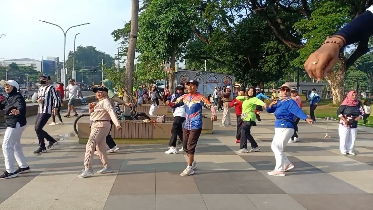 TAMAN PAMUNGKAS senam kreasi by Arifin Instruktur 