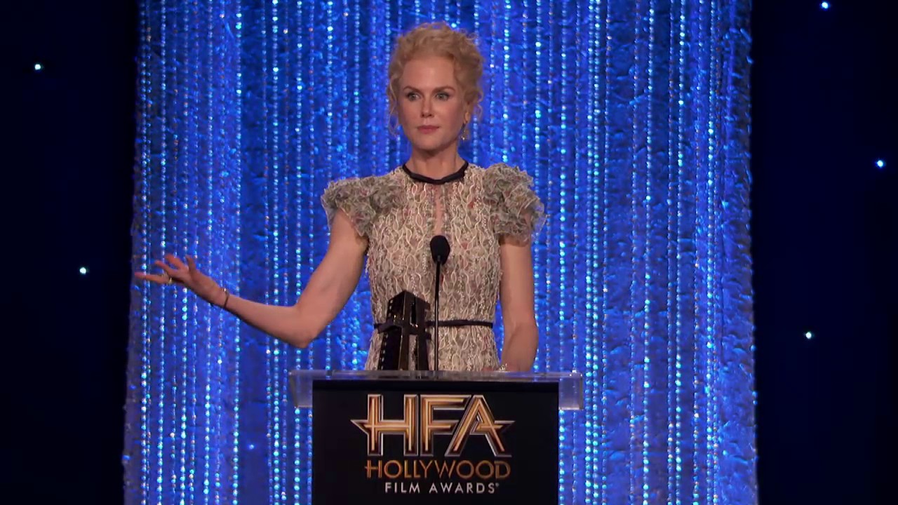 Nicole Kidman Accepts the Supporting Actress Award for 