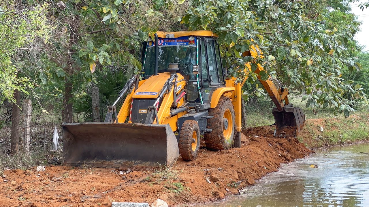 JCB 3DX Creates New graveyard Road Belonging to Ambalam Village | JCB | jcb video