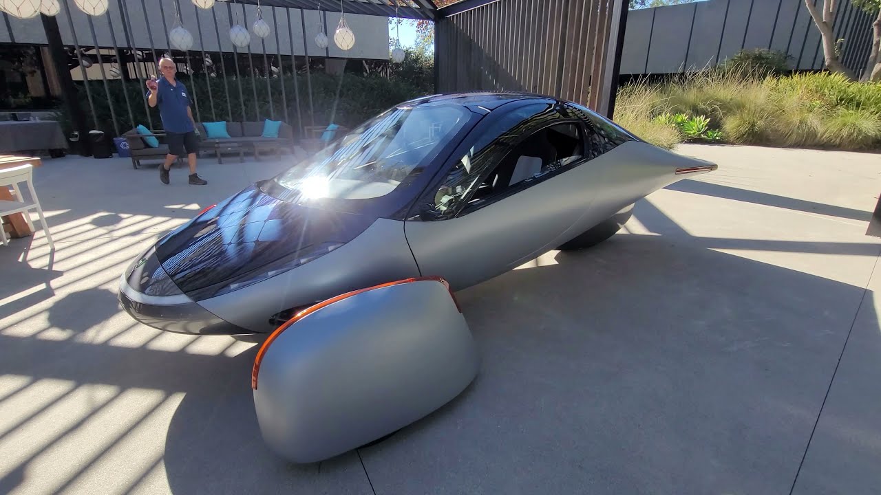 Aptera Luna Walkaround.  Doors Closed.
