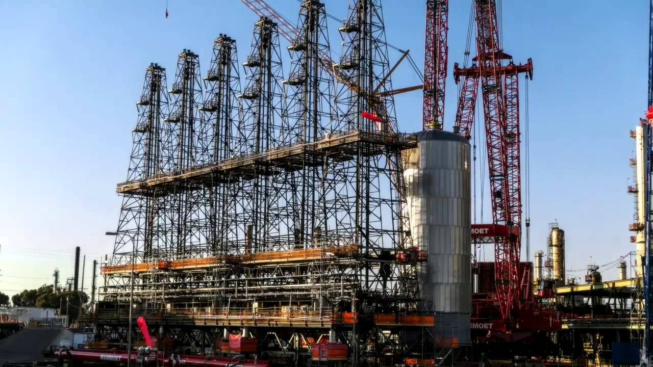 Mammoet replacing Coke Drums at Chevron’s El Segundo Refinery