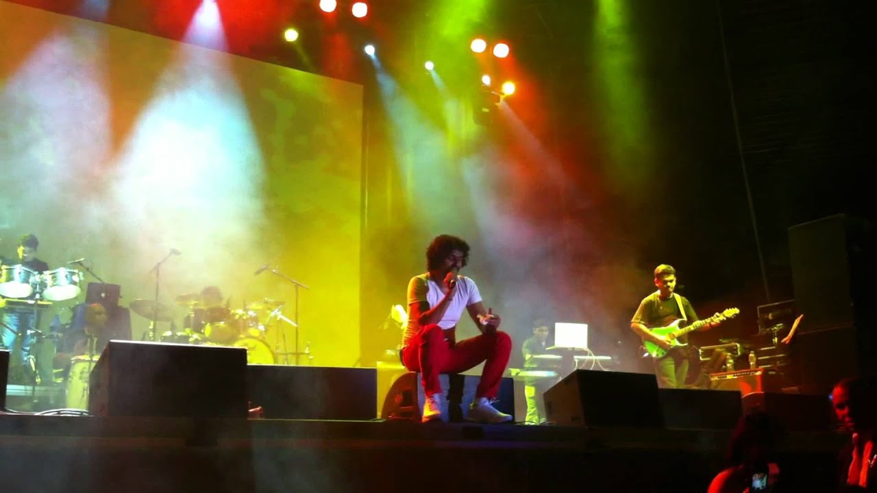 Sonu Nigam Suraj Hua Madham Live in Holland 27-5-2012