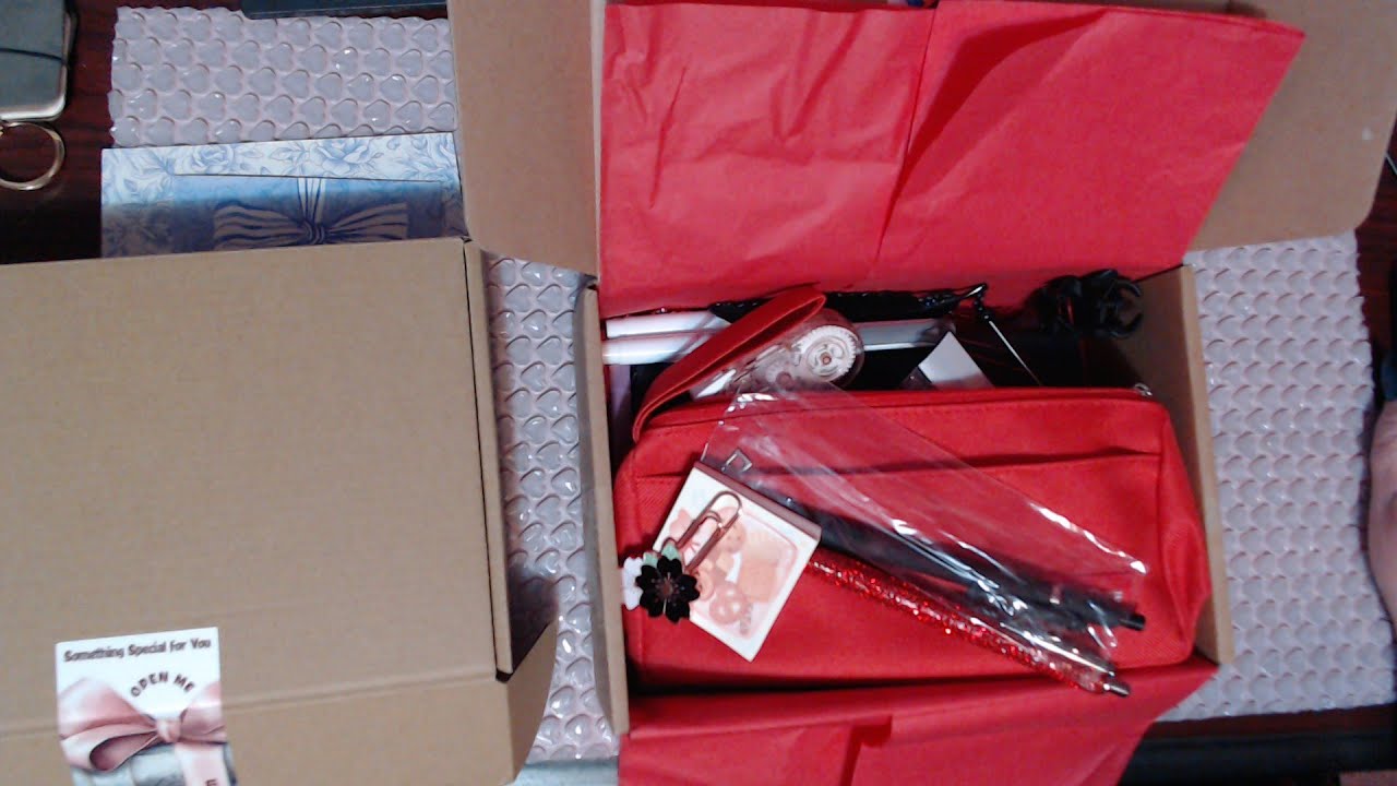 Bookish Bundle Unboxing Part 1