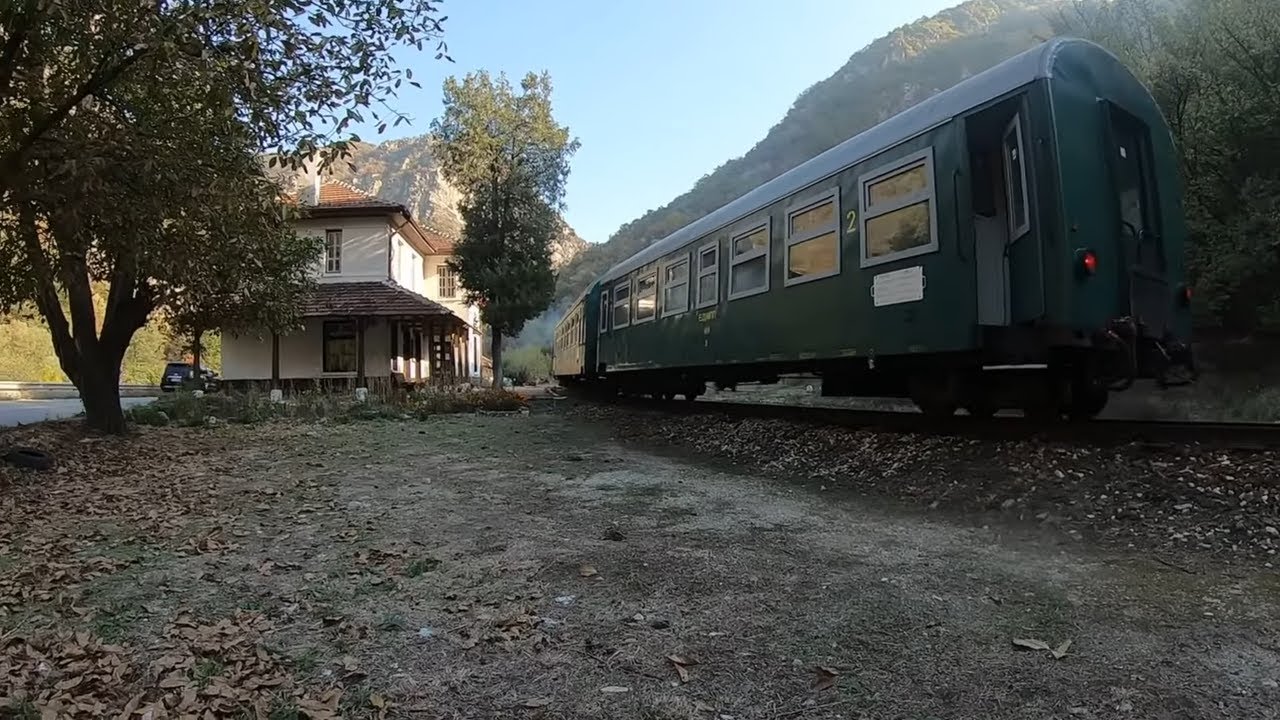 теснолинейка Септември &ndash; Добринище / Narrow train line in Bulgaria 4K