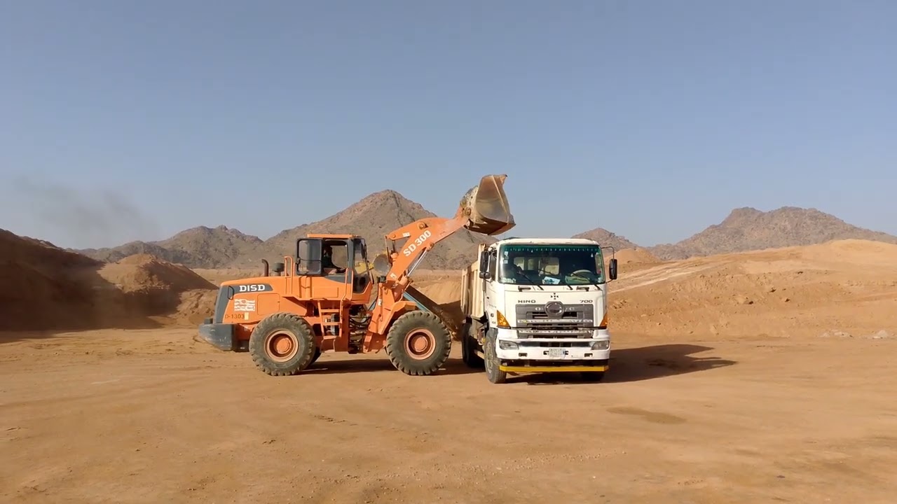 یہ ویڈیو ڈرائیوروں کے لئے ہے سعودی عربیہ پہاڑوں کے منظر دیکھو