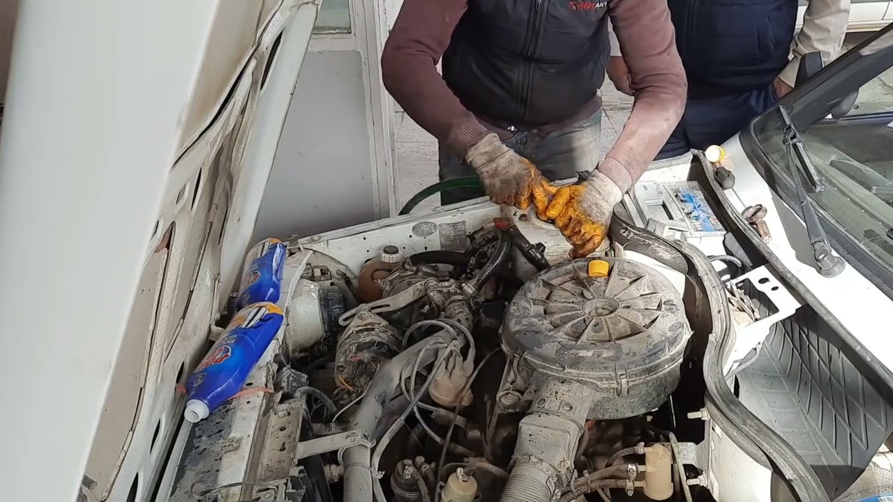 Por Cözle Kaleriför Peteyi Temizleme. Kışın Isıtmayan Araba ....