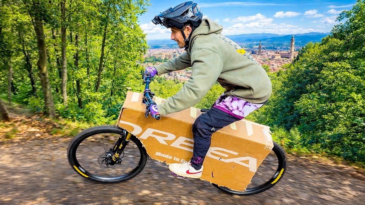 UNBOXING DELLA MIA NUOVA BICI MENTRE FACCIO DOWNHILL