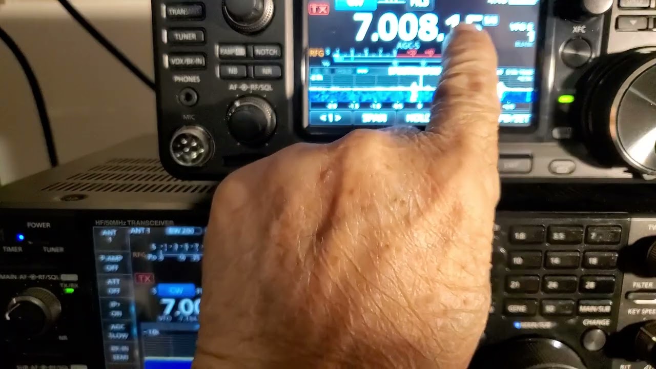 #216 IC7300MK2 en CW. Comparacion con el IC7610