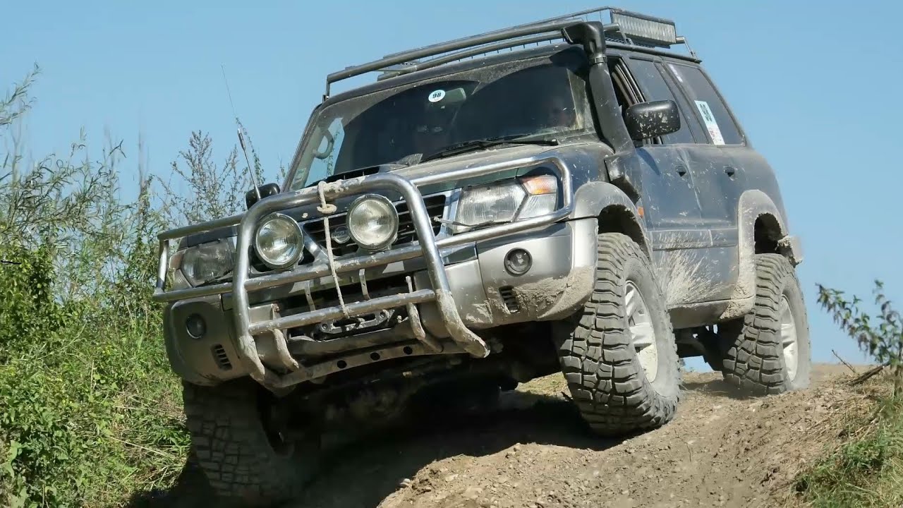 4x4 offroad Nissan Patrol Y61 2.8, 3.0, Land rover Discovery, Suzuki - Saigon 2020 Slovakia (4K).