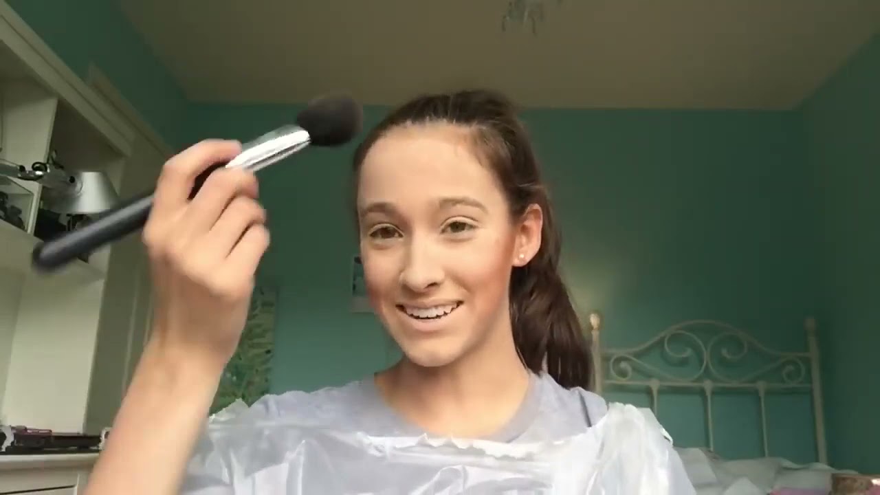 A NatUraL GloWy MakEuP tUtoriAl