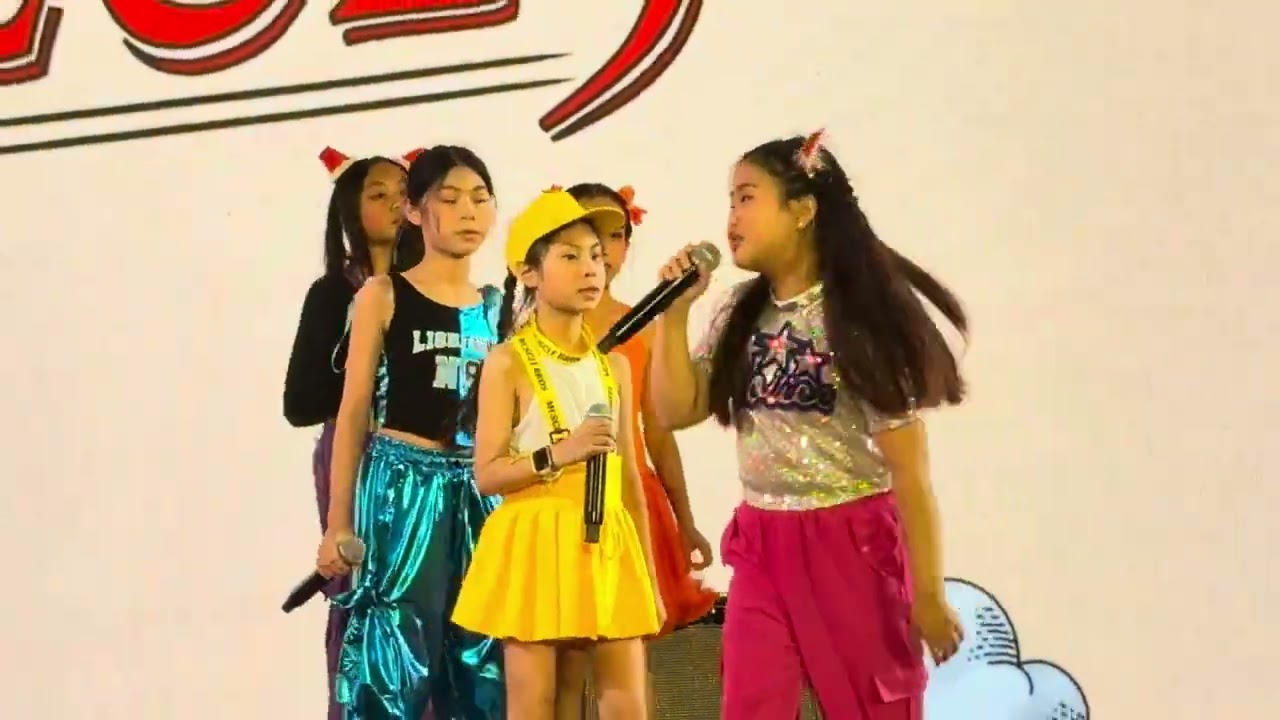 Stop - Spice Girls  - พลอยลี่ & The Gang Central World MERRY VILLE 2025 วันที่ 14 ธันวาคม 2567