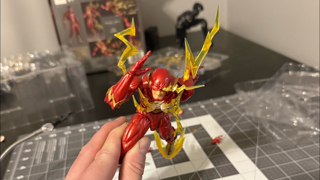 Amazing Yamaguchi (Revoltech) Flash (Reissue 2026) 
