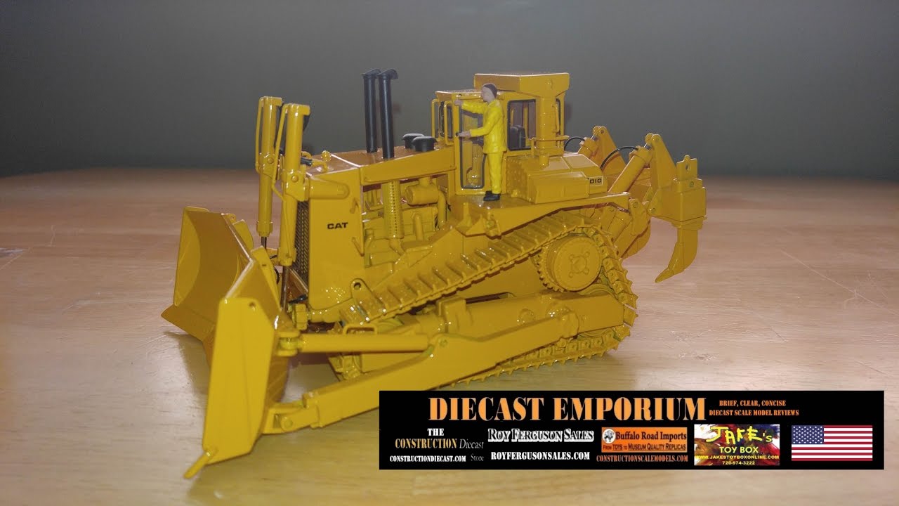 Classic Construction Models (CCM) Caterpillar D10 Track-Type Tractor (Bulldozer)