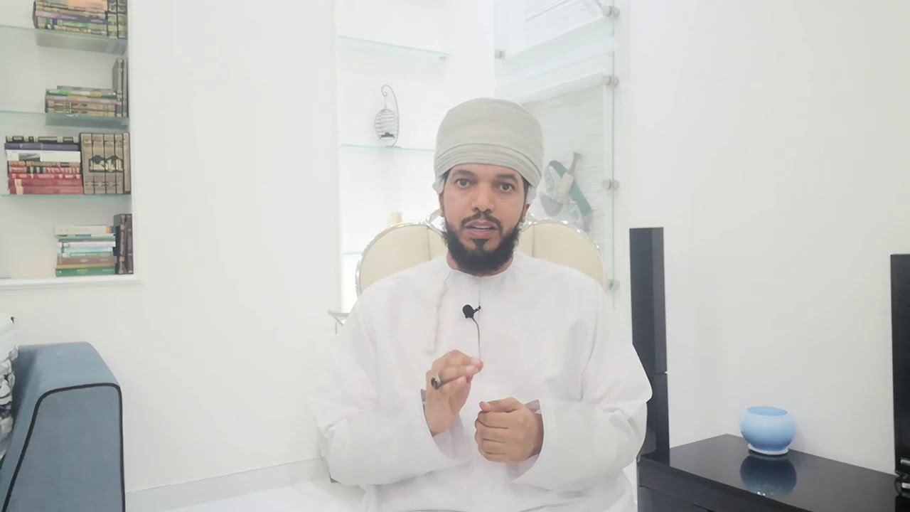 أيهما الأفصح إذا أردت دعاء لأحدهم هل (بارك الله فيك أم بارك الله عليك؟) شاهدوا المقطع.