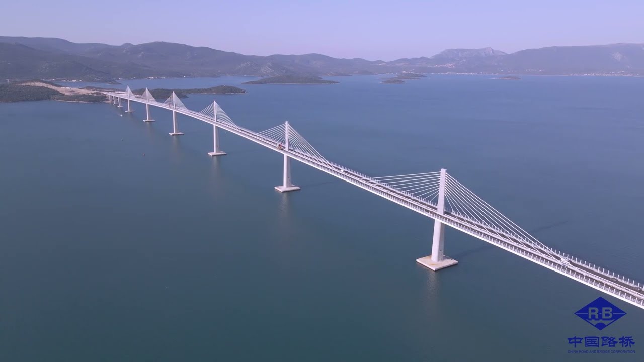 Installing the deck surface on Croatia's Pelješac Bridge
