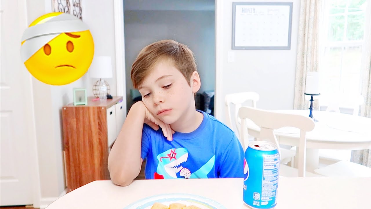 A DAY FOR HEADACHES | Family 5 Vlogs