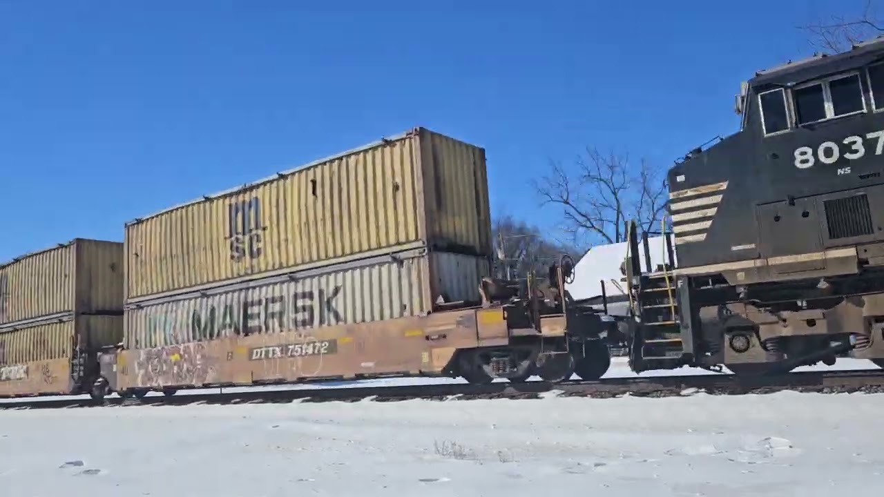 NS 4841 Leads NS 7559 NS 9877 NS 8037 on NS 16T Passing Through in Boyce VA