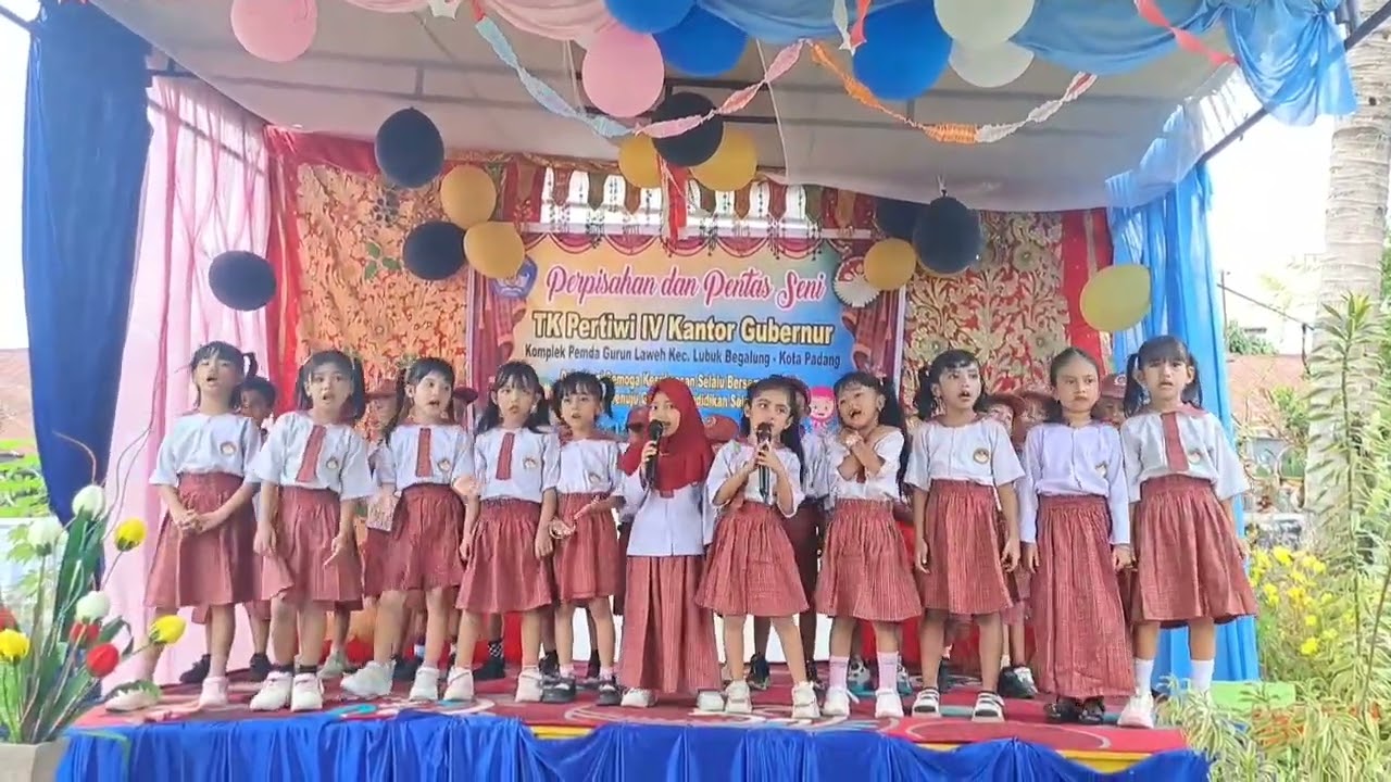 TK. 2024 di  guru  baik sana SD aku masi rindu guru TK  AKU😭🤲🏻