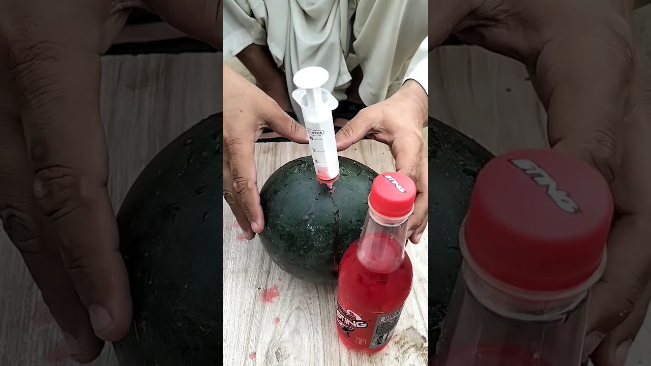 Experiment.how to inject a sting bottle in Watermelon. #shorts #experiment #watermelon