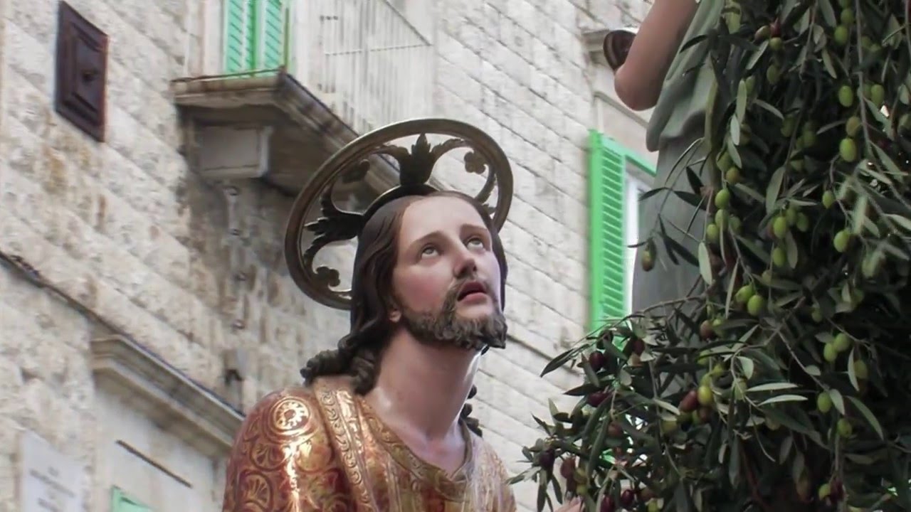 Molfetta - Venerdì Santo Processione dei Misteri