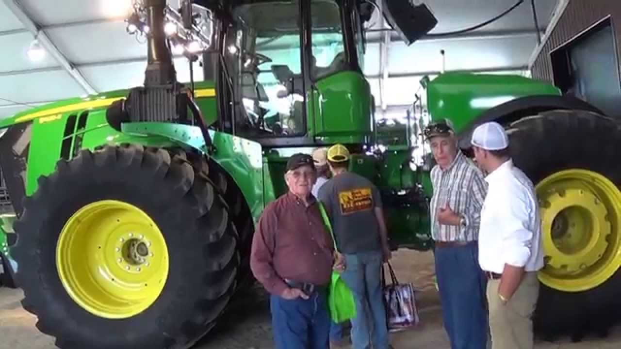 620hp John Deere 9620R walkaround