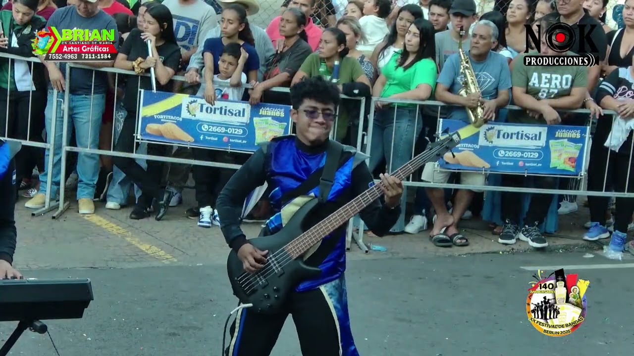 Liceo Cristiano Reverendo Juan Bueno Central en Festival de Bandas Berlín 2025