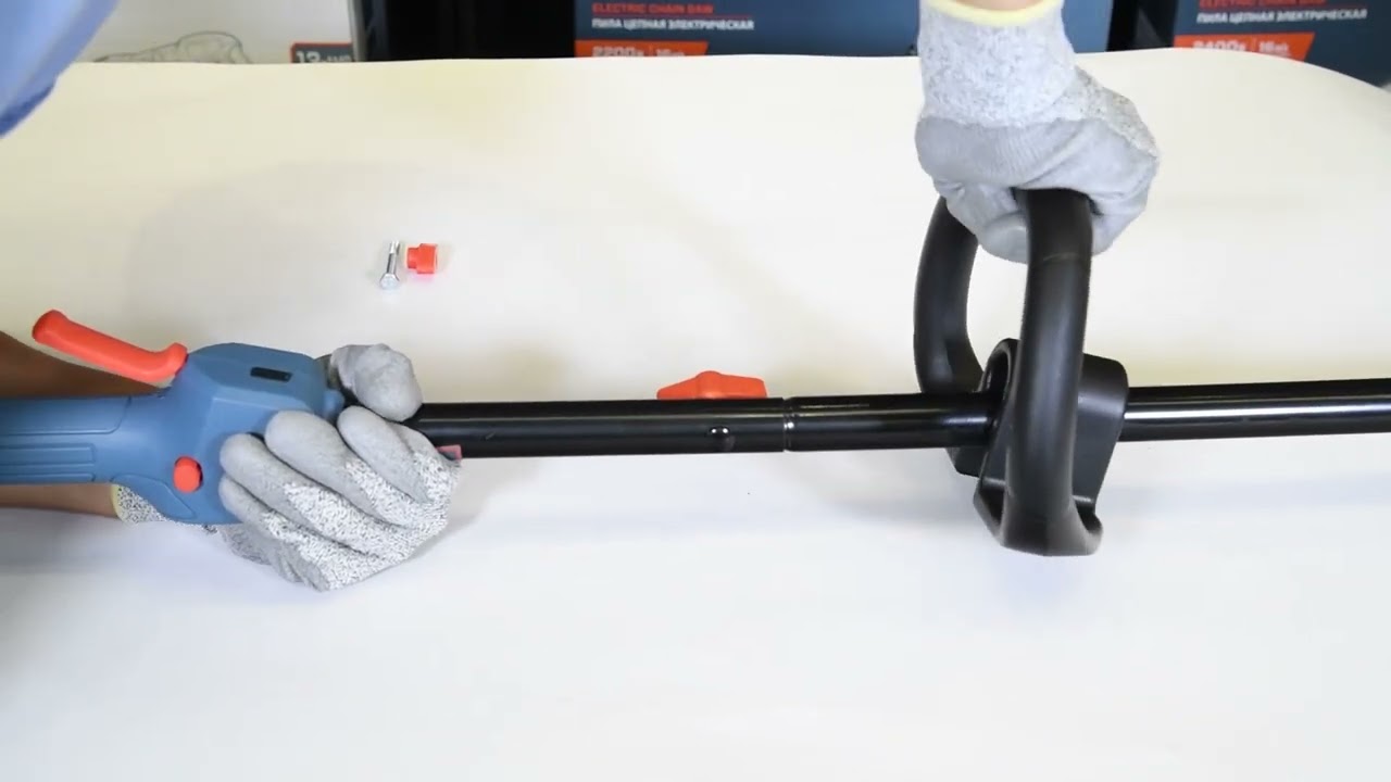 STX2-L-EU | 40V 13” Cordless Snow Shovel – Assembly Video