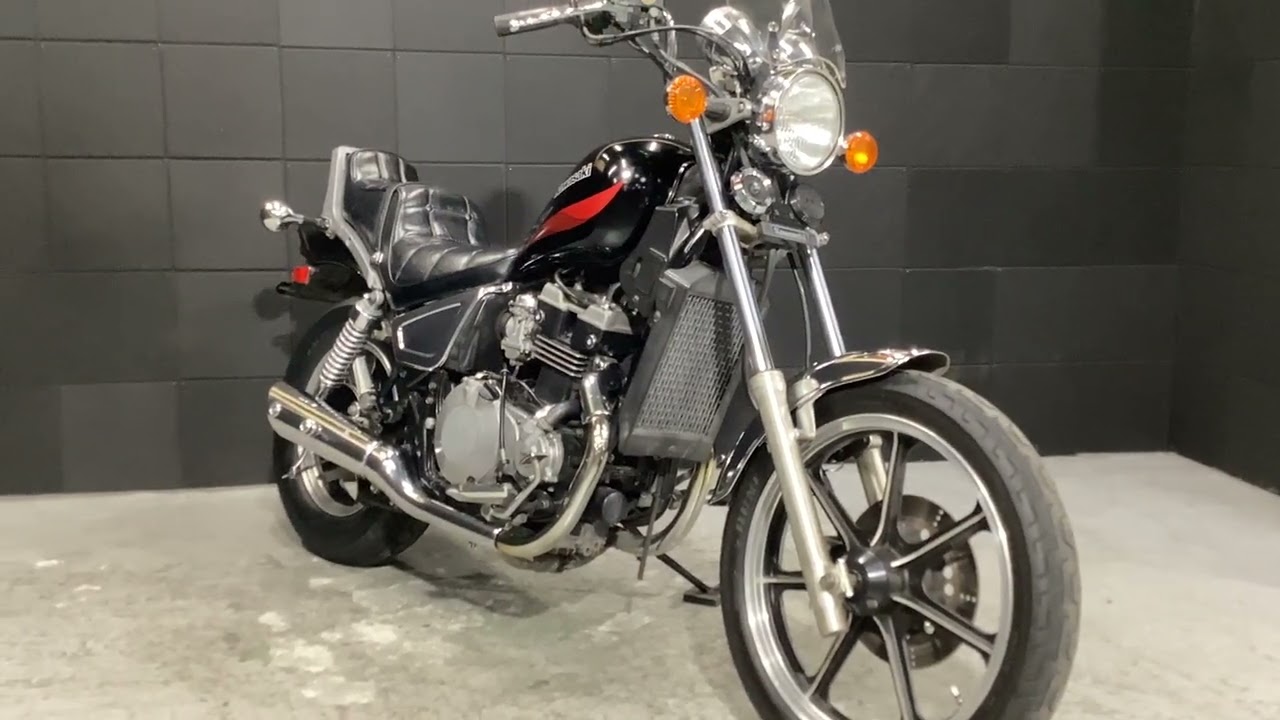 EN400　アメリカンらしからぬ、ショートストロークの高回転型エンジン搭載した面白いバイクです！【エンジン始動動画】