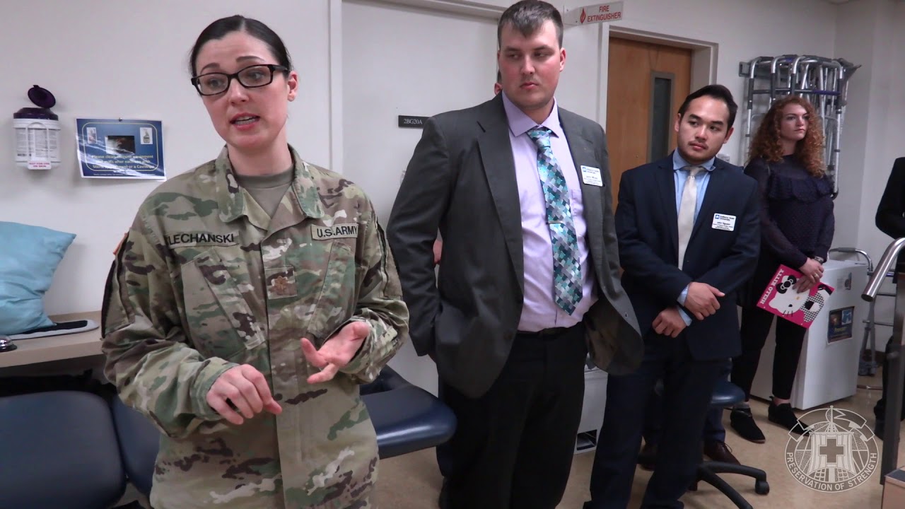 Physical Therapy Students Visit Blanchfield Army Community Hospital