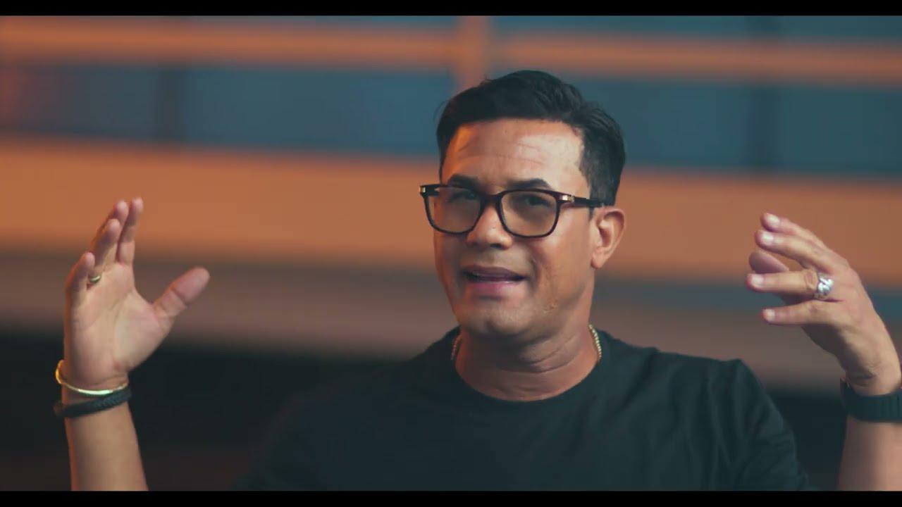 Raul&iacute;n Rodr&iacute;guez - Noche Pasajera Video Oficial 2021