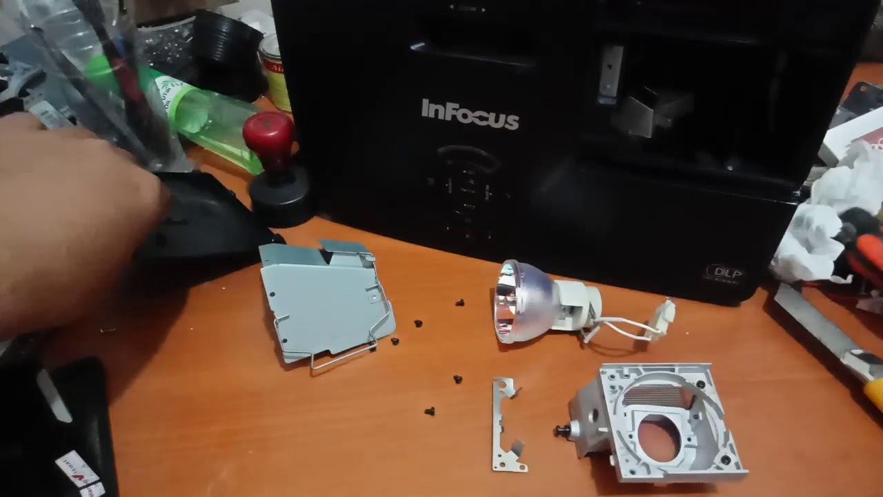 Pasang Lampu Infocus In226