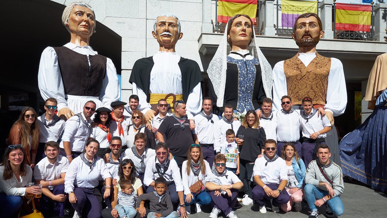 Baile de los gigantes de Buztintxuri (Pamplona) en Torrejón de Ardoz