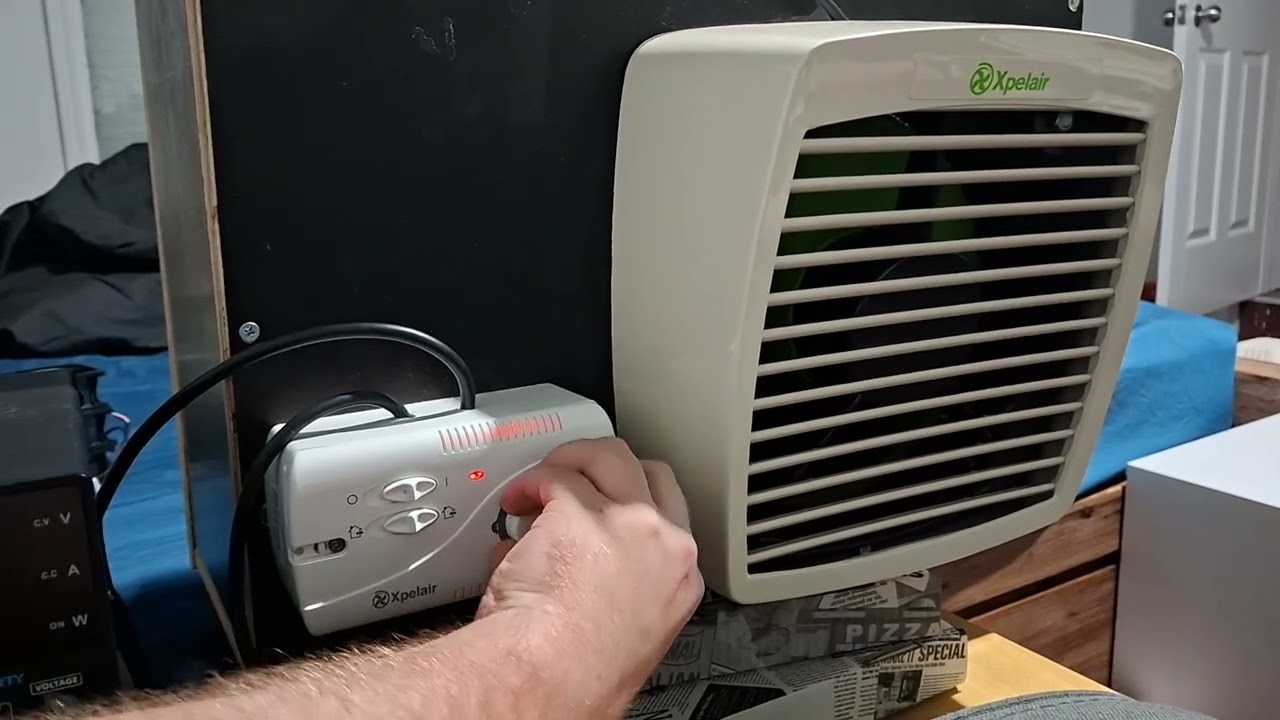 Xpelair GX9 intake & exhaust fan