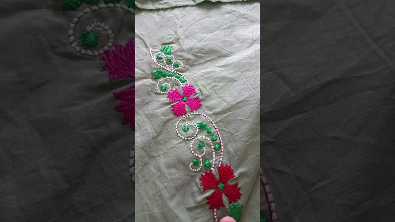 #ਬਰਬਰੀ ਦੇ ਵਰਕ ਵਾਲੇ ਸੂਟ ਲੈਣ ਲਈ ਸੰਪਰਕ ਕਰੋ #dhaliwalboutique #onlineshopping #whatsapp   94171 04303