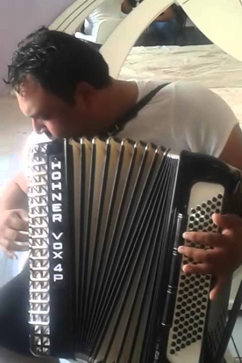marinos karakwstas &theta;&rho;&alpha;&kappa;&iota;&omicron;&tau;&iota;&kappa;&omicron;