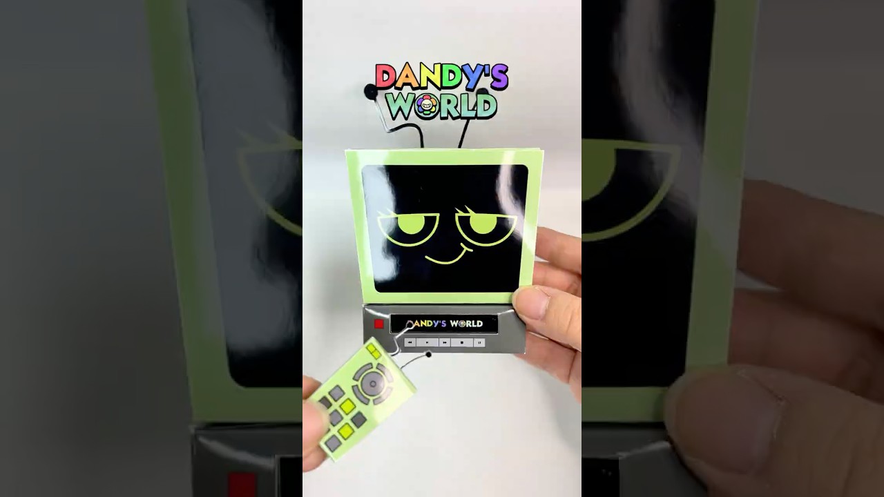 Dandy&rsquo;s World Vee DIY 💚 What just happened..? #dandysworld #diy #papercraft