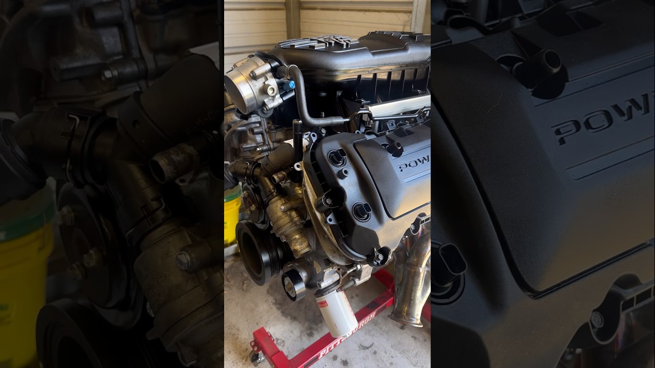 New coyote for the Crown Vic                              #crownvic #holleyefi #coyote #twinturbo