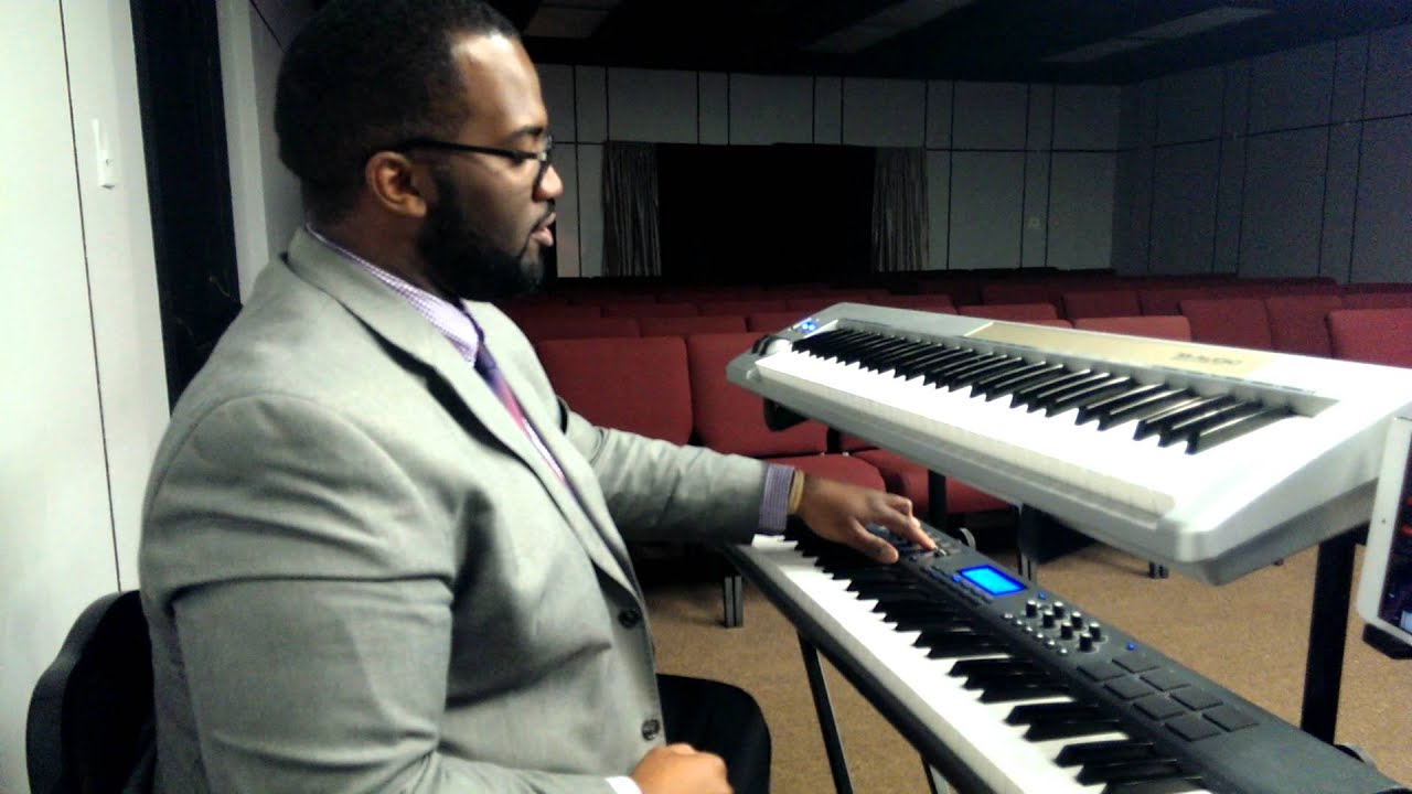 Roland MKS-20 On Ipad