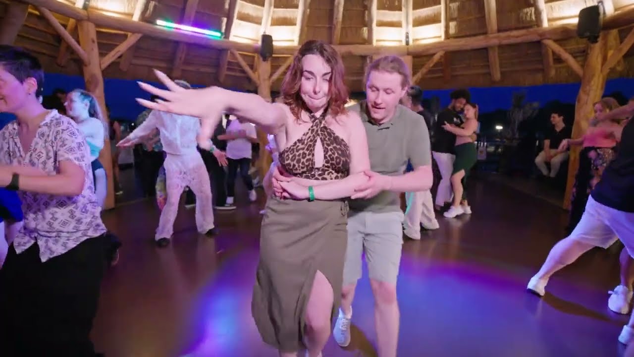 Philipp y Natalie RoleRotation Social Dancing | Terra Livre Dance Festival 2025
